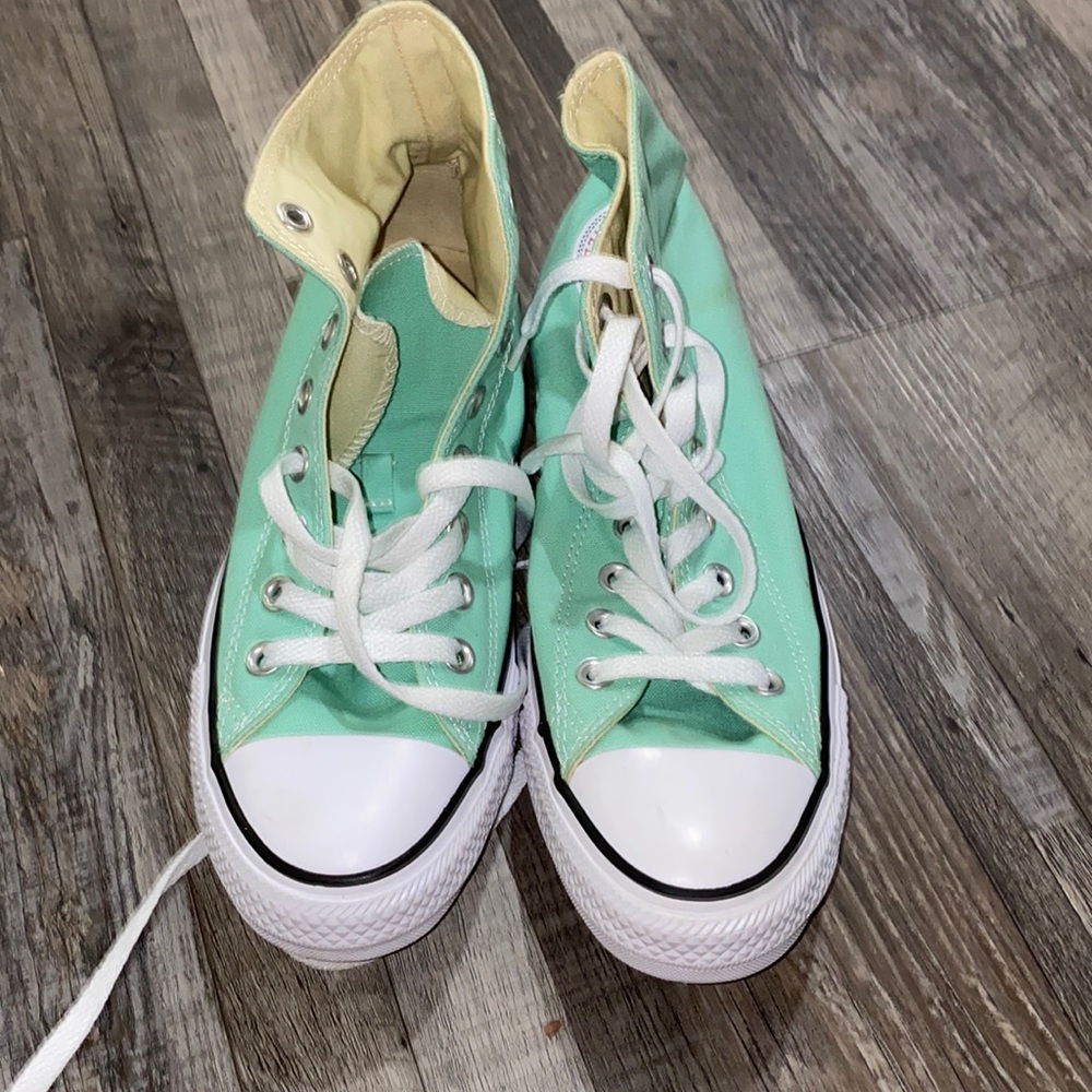 Mint green height top